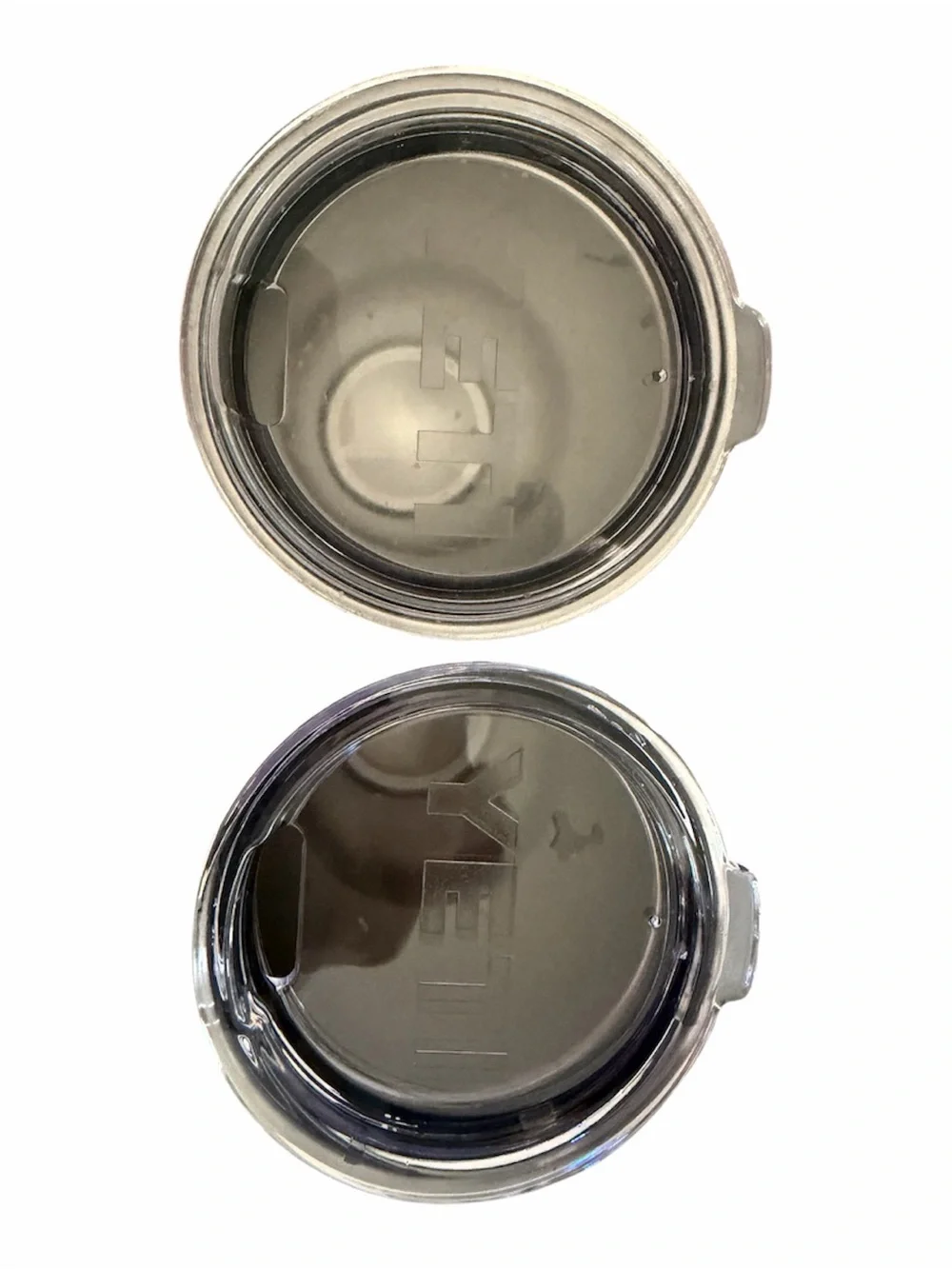 Lot Of 2 Yeti Tumbler 30 oz with lid